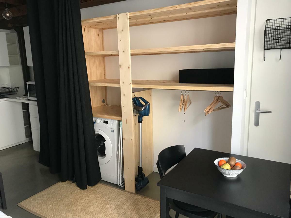 Le Studio Du Moulin Apartment Chambery Exterior photo